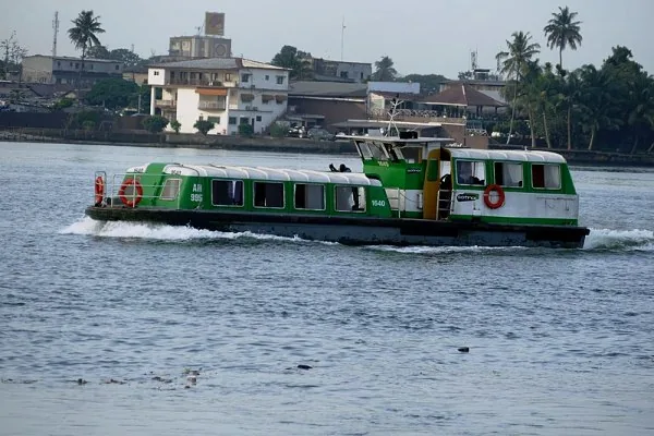 Bateaux Bus